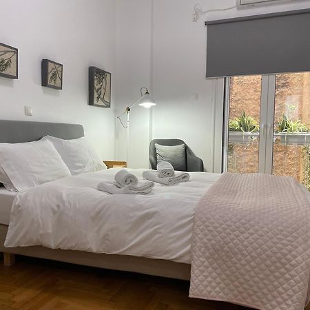 Mosaic Art Apartment In Plaka เอเธนส์ ภายนอก รูปภาพ